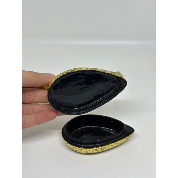 VTG Black Gold Gilt Lacquer Box Duck/ Goose Burmese Trinket Box MCM Decor - Picture 6 of 8